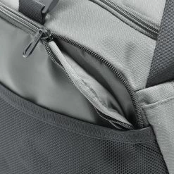 Nike Brasilia 9.5 Sports Bag - Grey 11 Nike Brasilia 9.5 Sports Bag - Grey -Tennis Serie Store 0215600000 10