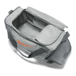 Nike Brasilia 9.5 Sports Bag - Grey 13 Nike Brasilia 9.5 Sports Bag - Grey -Tennis Serie Store 0215600000 12