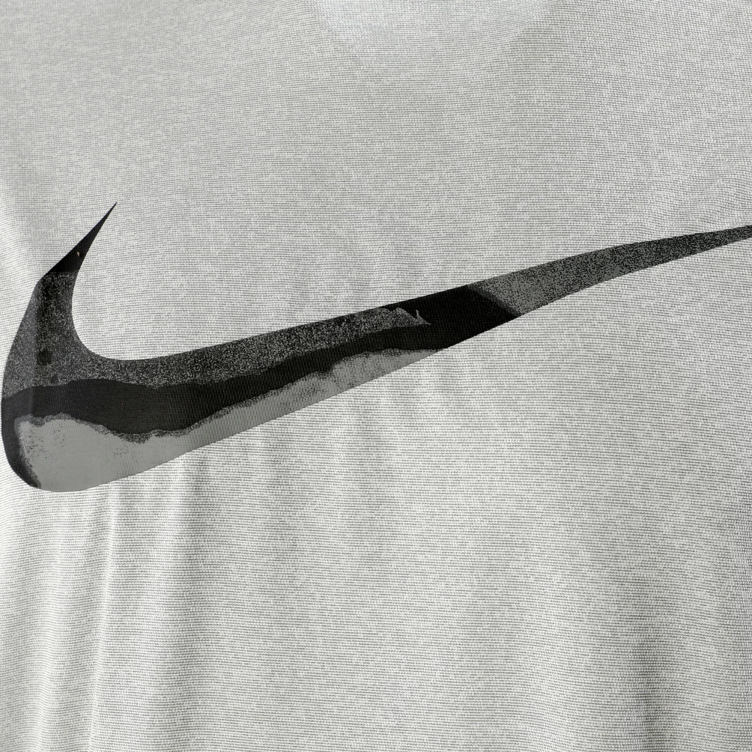 Nike Dry HPR Graphic T-Shirt Men - Lightgrey, Black 4 Nike Dry HPR Graphic T-Shirt Men - Lightgrey, Black - Image 2